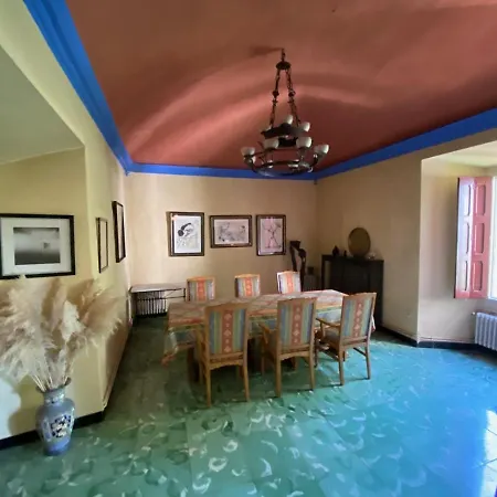 Habitacion Del Emperador Country house Bescano